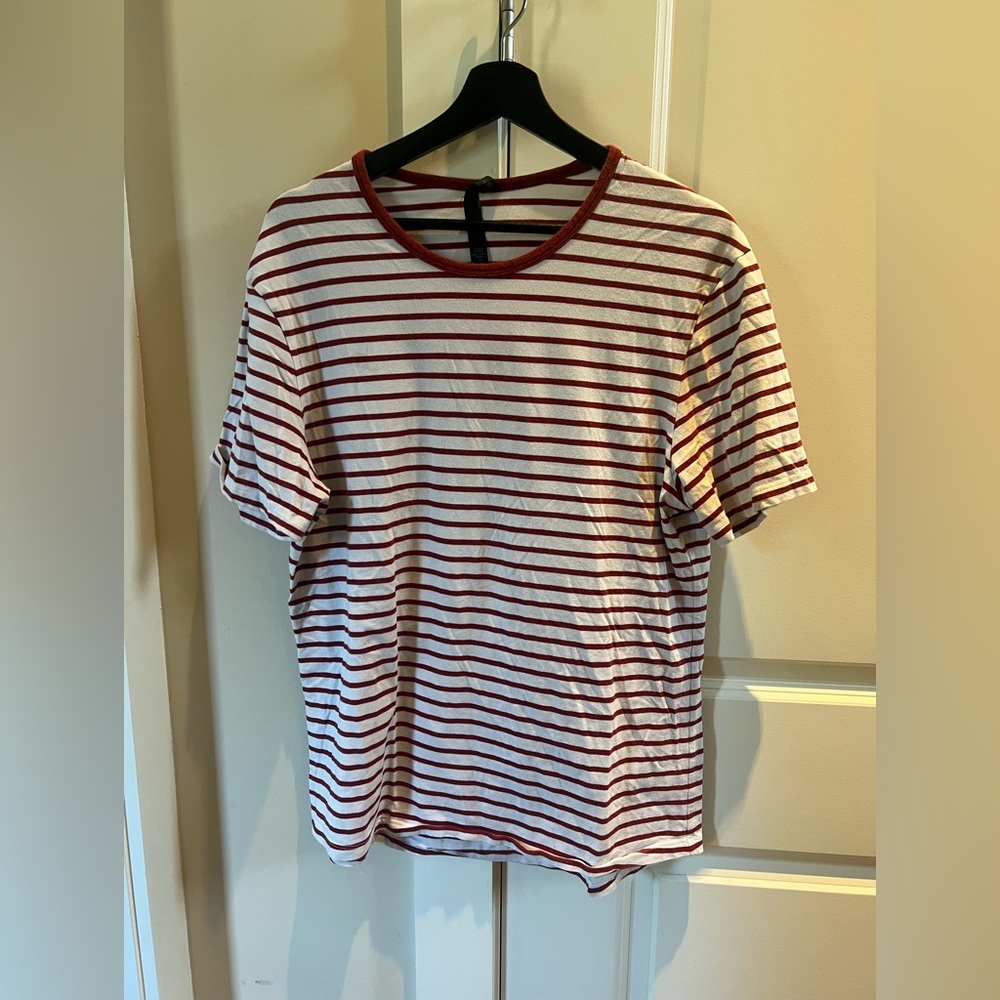 Men’s striped lululemon shirt size large